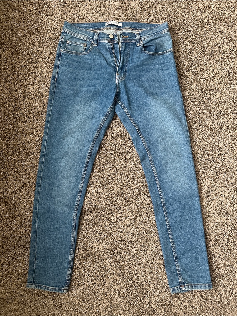Zara Light Blue Denim Jeans with Contrast Stitching